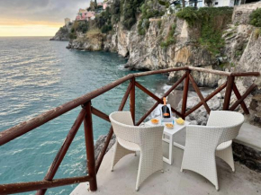 Villa Amare with beach and breathtaking views